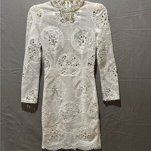 Selfie Leslie White Lace Long Sleeve Dress